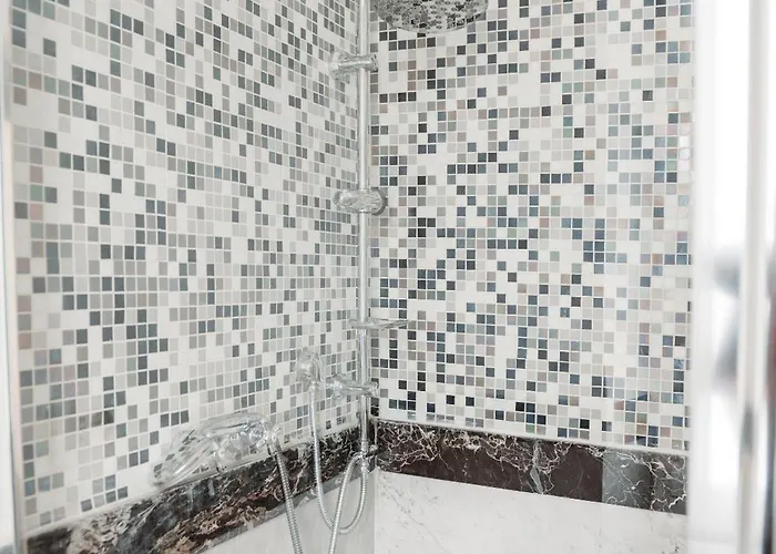 Casa Elegante In Mezzo Al